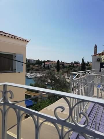 ספצס Old Harbor Apartments מראה חיצוני תמונה